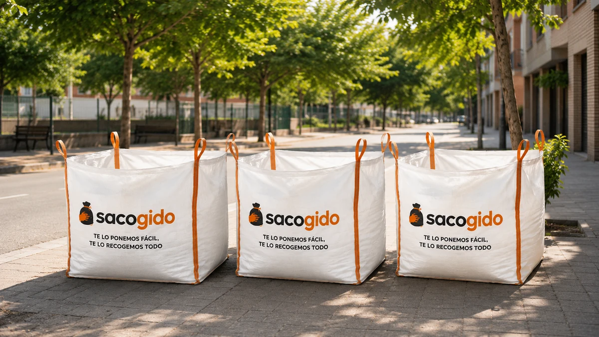 Tres sacos de escombros Sacogido